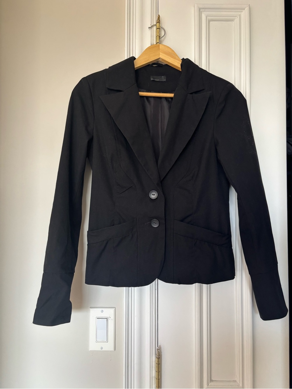 Vero Moda Black Women's Tailored Two-Button Blazer